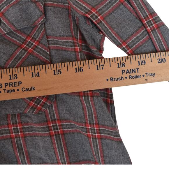 J.Crew Women’s Plaid Flannel Shirt Size 2 Red Gray Cozy Preppy Button Down - Picture 5 of 7